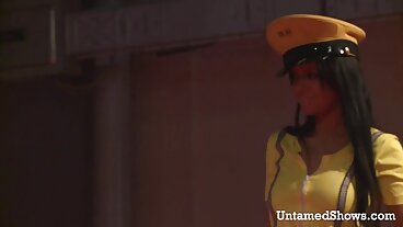کپڑے کے ساتھ جنسی تعلقات مدعو Kimber K