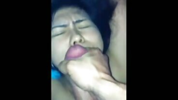 ویڈیو کے طویل ٹانگوں کے ساتھ ماسٹر Karissa Shannon سے Babes.Com