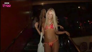 بلی چاٹ فلموں کے ساتھ موہک Qualin سے Clubseventeen