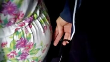 مشنری فلم خوبصورت کے ساتھ ایک دفتری