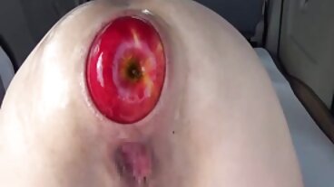 سہ دھماکے کے ساتھ کشش Polina کی طرف سے 18 VideoZ